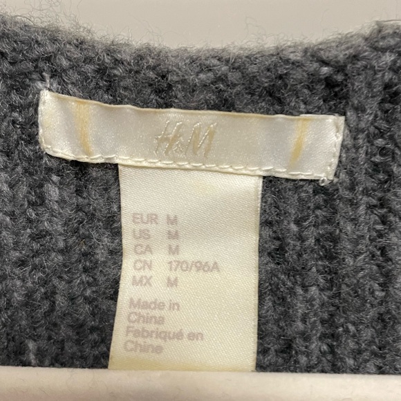 Oversized grey sweater - Picture 2 of 4